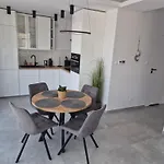 Krystal - Kompleks Hevenia